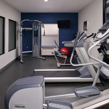 Hampton Inn Laporte-3