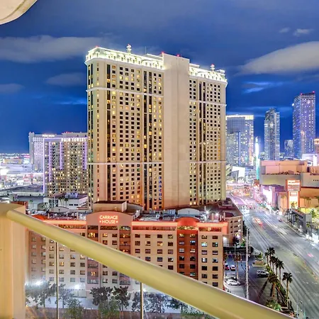 Premium Suite Mgm Signature High Flr Balcony Strip View-3