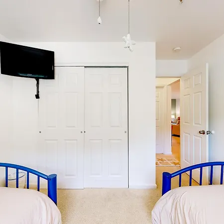 Sanibel Village --- 3500 Sanibel Cir, Unit #3504-2