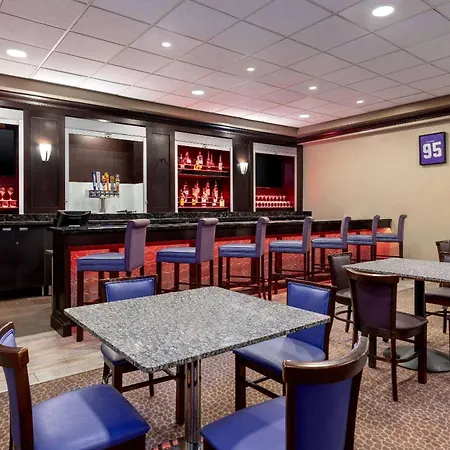 Iban Dallas Park Central Hotel, Trademark By Wyndham-2