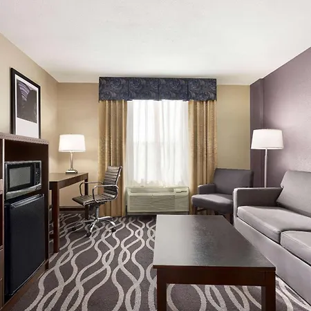 Iban Dallas Park Central Hotel, Trademark By Wyndham-3