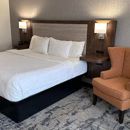 La Quinta By Wyndham Milwaukee Sw New Berlin-2