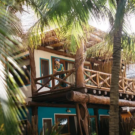 Casa Las Tortugas Petit Beach Hotel & Spa-2