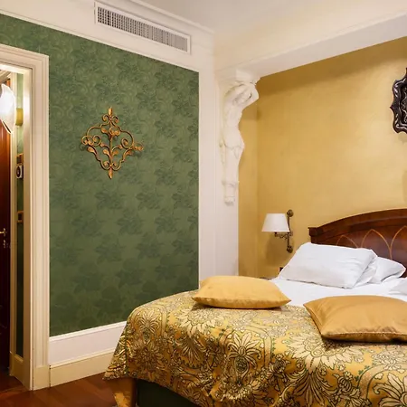 Art Hotel Orologio-3