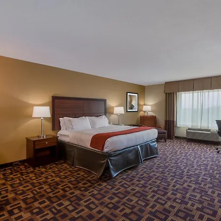 Holiday Inn Express Hotel & Suites Salina By Ihg-2