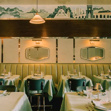 The Siren Hotel, An Ash Hotel-2