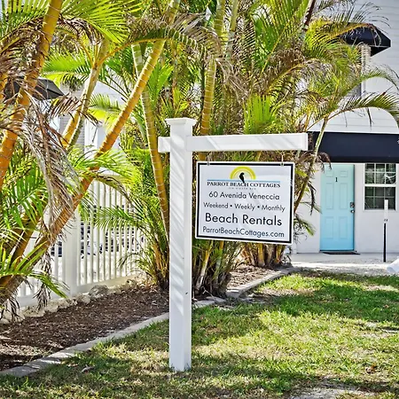 Parrot Beach Cottages Suite #2-3