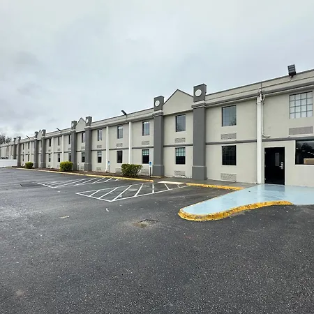 Suburban Studios Chester I-95-3