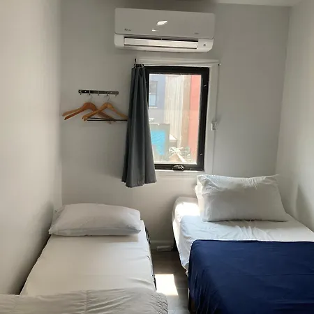 Modern Guesthouse Ironbound Newark With Kitchen-Fasttraintonyc-Onestoptoairport-2