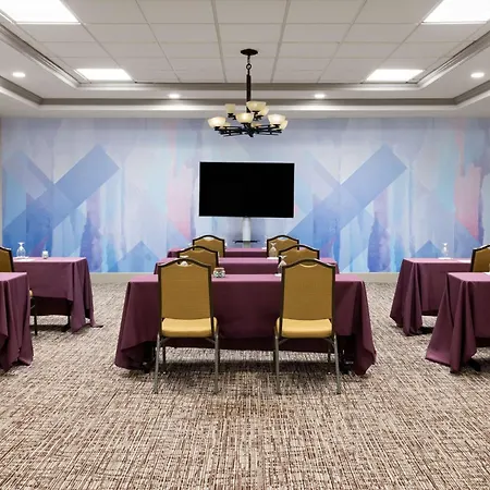 Hilton Garden Inn Milford-2