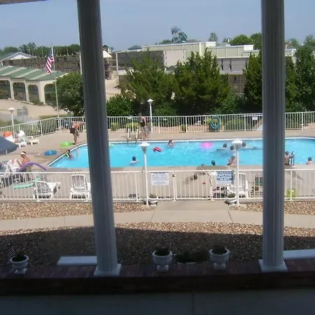 Twelve Oaks Inn-3