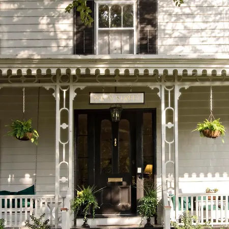Marshall Slocum Inn-3