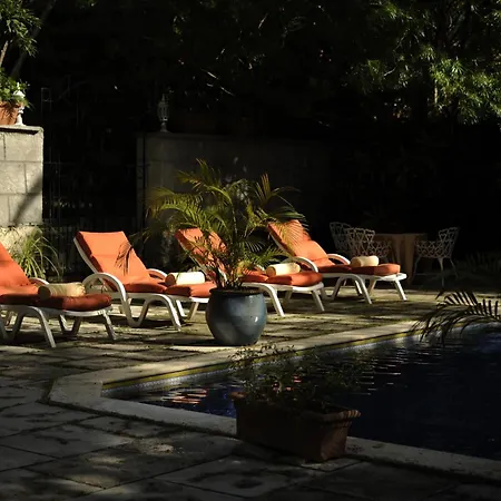 Graycliff Hotel-3
