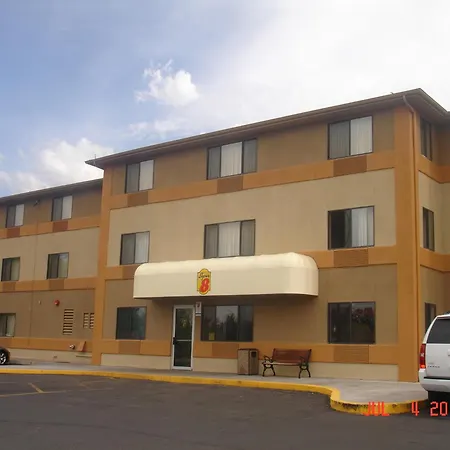 Super 8 By Wyndham Cedar City-3