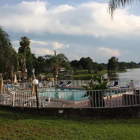Lake Roy Beach Inn - Winter Haven-3