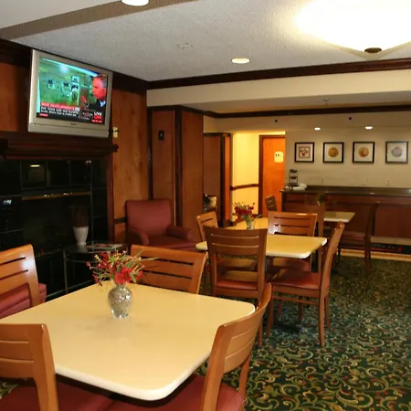 Baymont By Wyndham Kalamazoo East-3