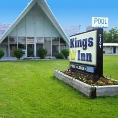 Kings Inn Cleveland-3