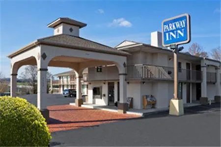 Parkway Inn-2