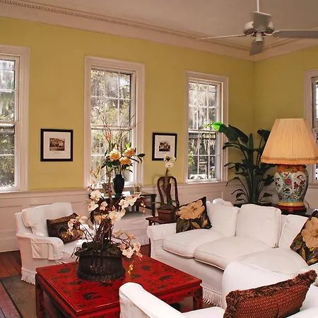 Rhett House-3