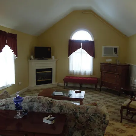 Kearsarge Inn-3