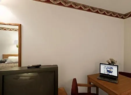 Americas Best Value Inn Weatherford-2