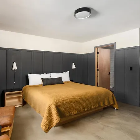 The Coachman Hotel-2
