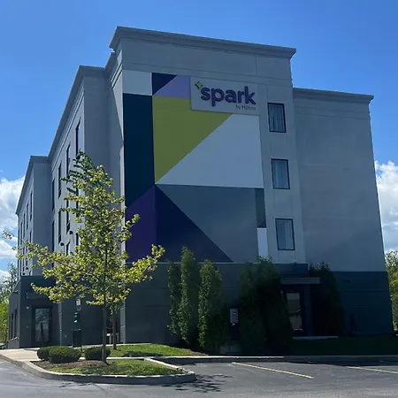 Spark By Hilton Erie-3