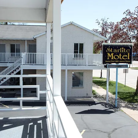 Starlite Motel-2