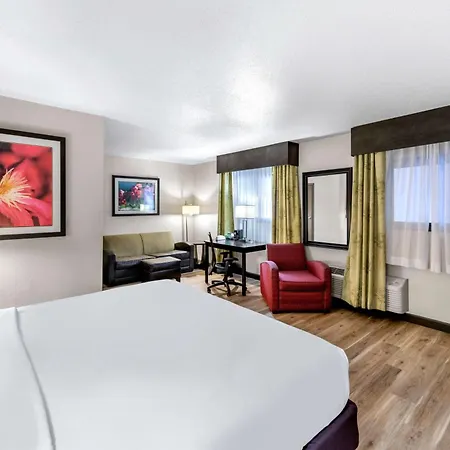 Americas Best Value Inn Marquette-3