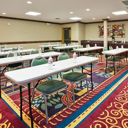 Holiday Inn Express Hotel & Suites Birmingham - Inverness 280 By Ihg-2