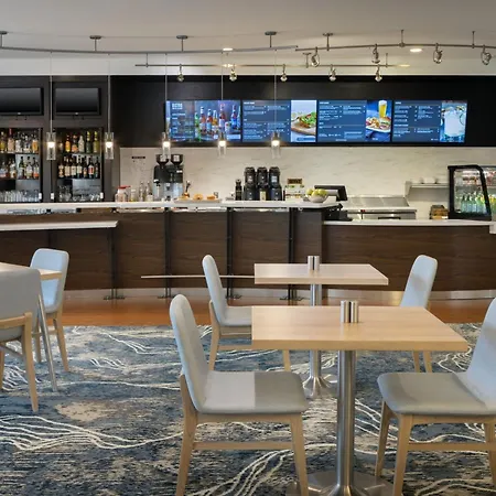 Courtyard By Marriott Sandestin At Grand Boulevard-3