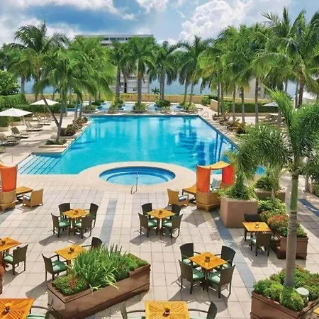 Private Condo Hotel At Four Seasons Brickell-3
