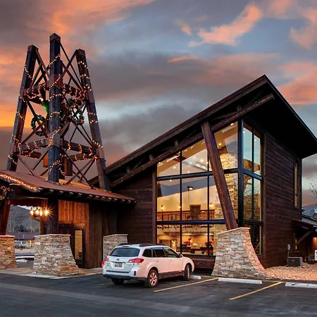 Quaint Prospector Lodge-3