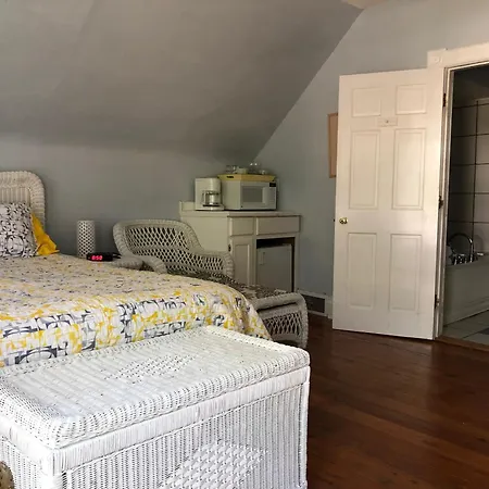 Lucy'S Place-3