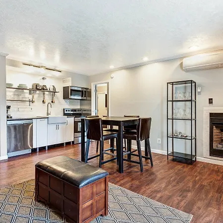 Pioneer Park Rentals Downtown Bend-2