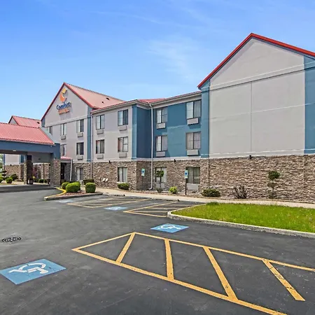 Comfort Suites Near I-80 And I-94-3
