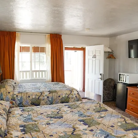Swiss Holiday Lodge-3