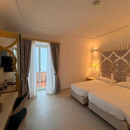 Hotel Rufolo-3