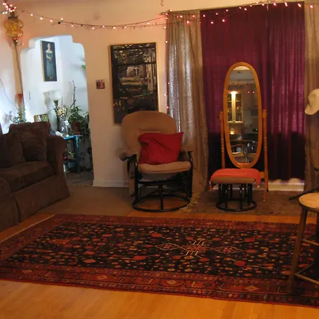 Mystic Portal 420 Guesthouse-3