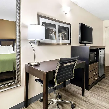 Quality Inn Decatur River City-2