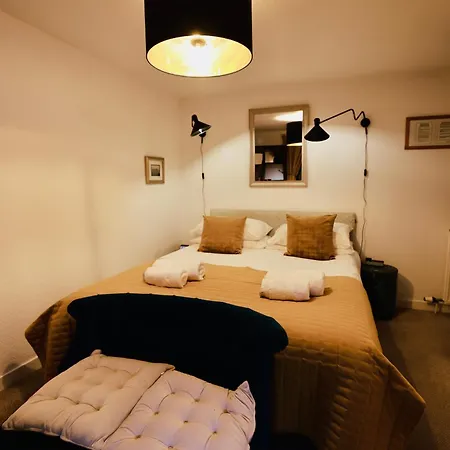 Doune Guest House-3