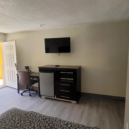 Econo Lodge Las Vegas-2