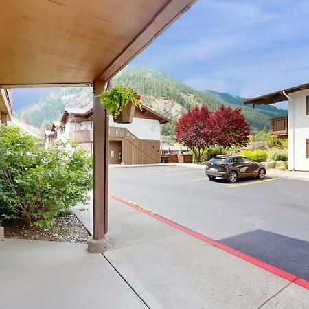Aspen Suites 506: The Nest-3