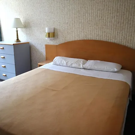 Toronto Metropolitan University-International Living Learning Residence-3