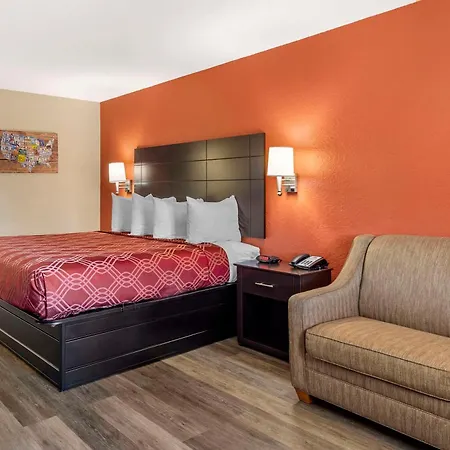 Econo Lodge Near Lackland Air Force Base-Seaworld-2