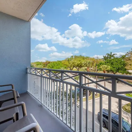 Best Western Naples Plaza Hotel-2
