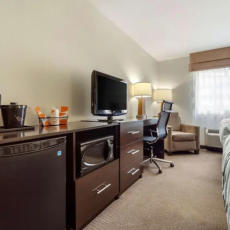 Sleep Inn & Suites Fargo Medical Center-3