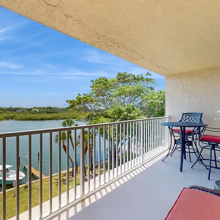Bay Shores 417-3
