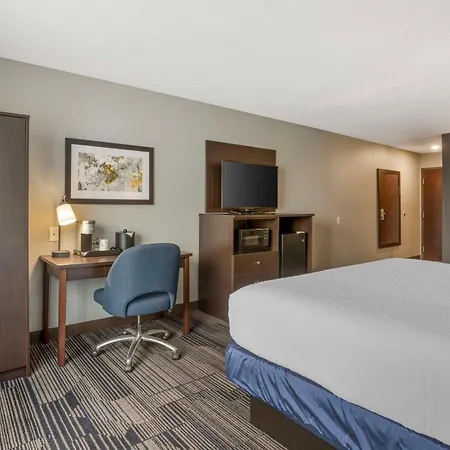 Best Western Plus Columbia Inn-3