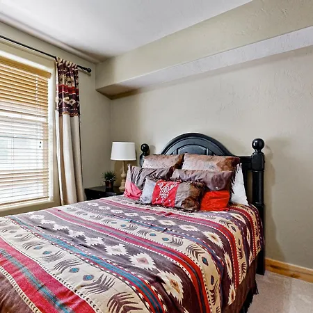 North Fox Hollow Haven Unit F-2